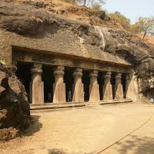 How to reach Elephanta Caves in Mumbai?